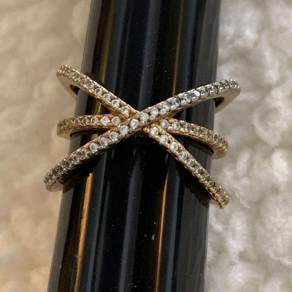 Criss Cross X Ring Pavé CZ Crystals Gold Tone Statement Ring Size 5.5